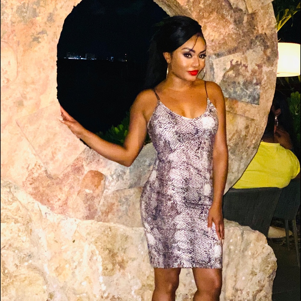 Meet your Posher, Shamea